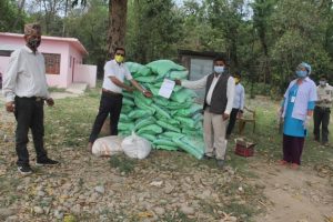 (साईन नेपाल) द्वारा कंचनपुरका मुक्त कमैया, भुमिहिन र सुकुम्बासीहरुलाई  खाद्यन