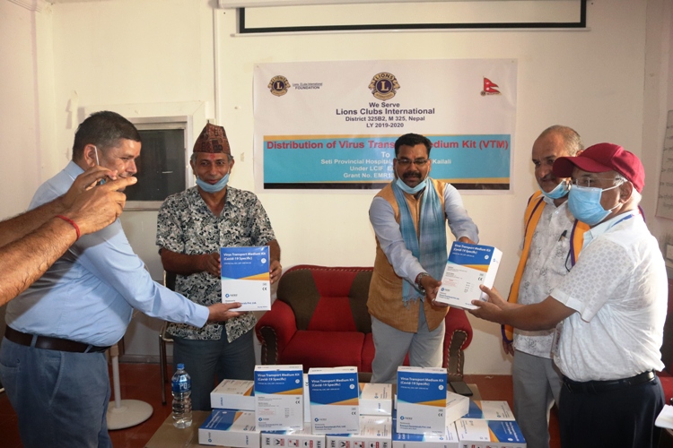 सेती प्रादेशीक अस्पताललाई लाईन्स क्लवअफ ईन्टरनेशनल द्वारा भिटिएम सहयोग