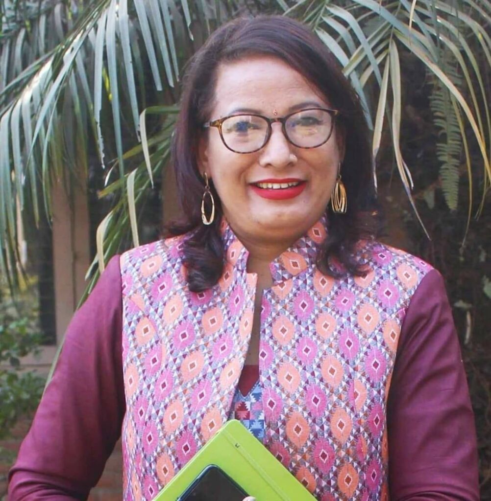 दलित समुदायबाट पहिलो ( सिडियो)