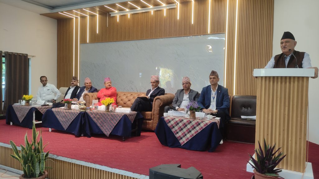 नक्सापास प्रक्रिया र बिद्युतिय नक्सापास प्रणाली सम्बन्धी धनगढीमा छलफल कार्यशाला गोष्ठी गरिएको छ ।